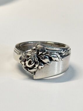 Vintage Oneida Heirloom Sterling Silver "Damask Rose" Spoon Ring (7.5)